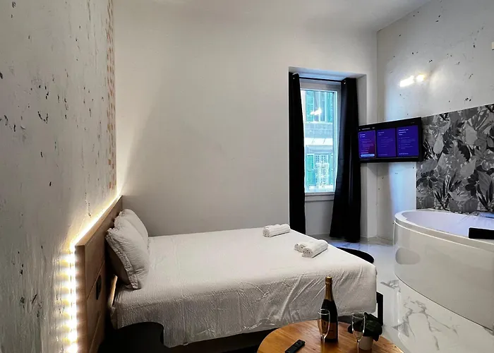 Ese Luxury - Private Jacuzzi Near Termini, Perfect For Relaxing Casa de hóspedes
